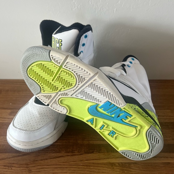 2014 Nike Air Command Force “Billy Hoyle” Sneakers main image 4